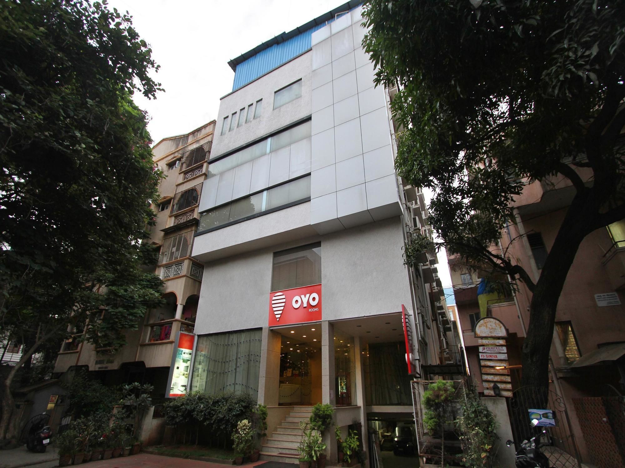 Oyo 435 Hotel Amshi International Bangalore Exteriör bild