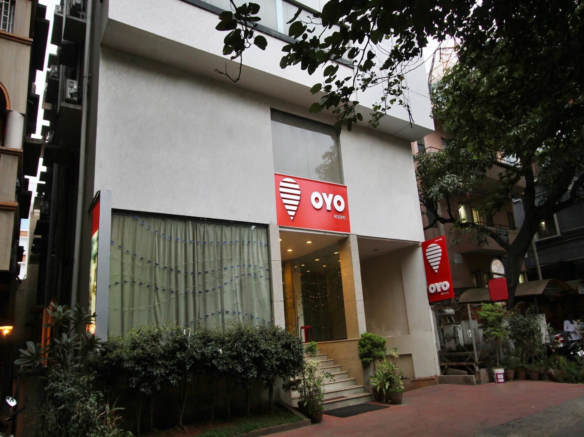 Oyo 435 Hotel Amshi International Bangalore Exteriör bild