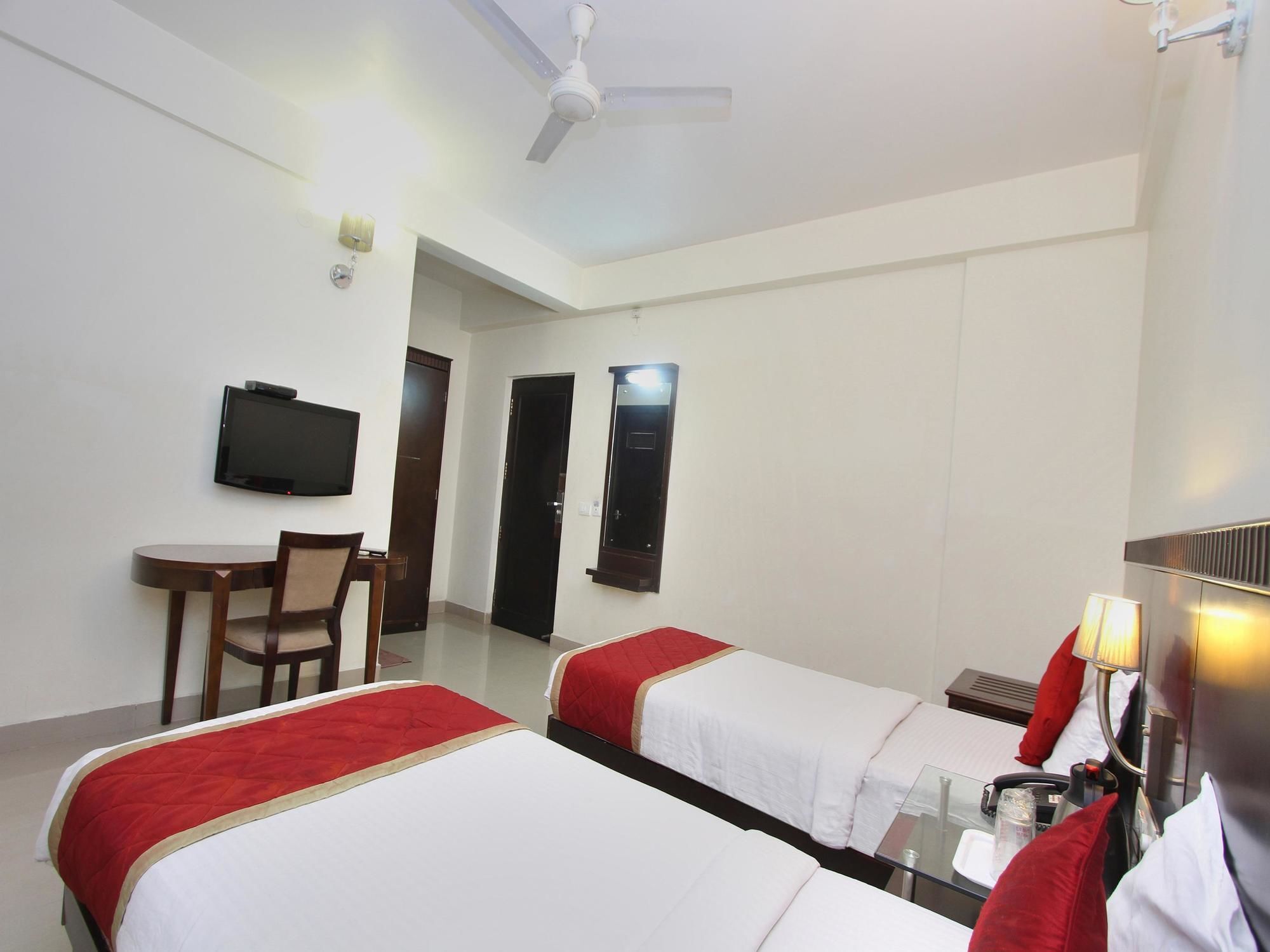 Oyo 435 Hotel Amshi International Bangalore Exteriör bild